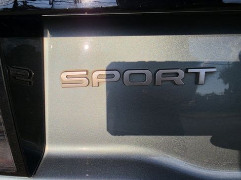 Used 2018 Land Rover Discovery Sport SE AWD/4WD image 10