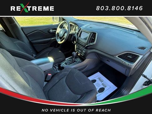 Used 2020 Jeep Cherokee Latitude image 20