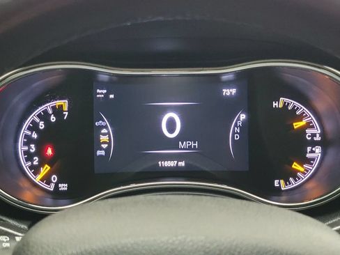 Used 2018 Jeep Grand Cherokee Altitude AWD/4WD image 14
