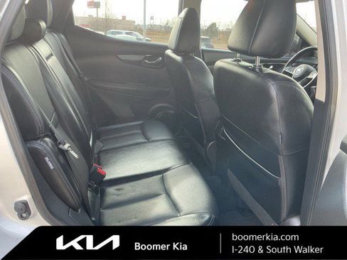 Used 2022 Nissan Rogue Sport SL w/ Premium Package image 12