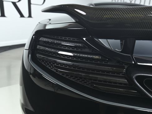 Used 2013 McLaren MP4-12C Spider RWD image 15