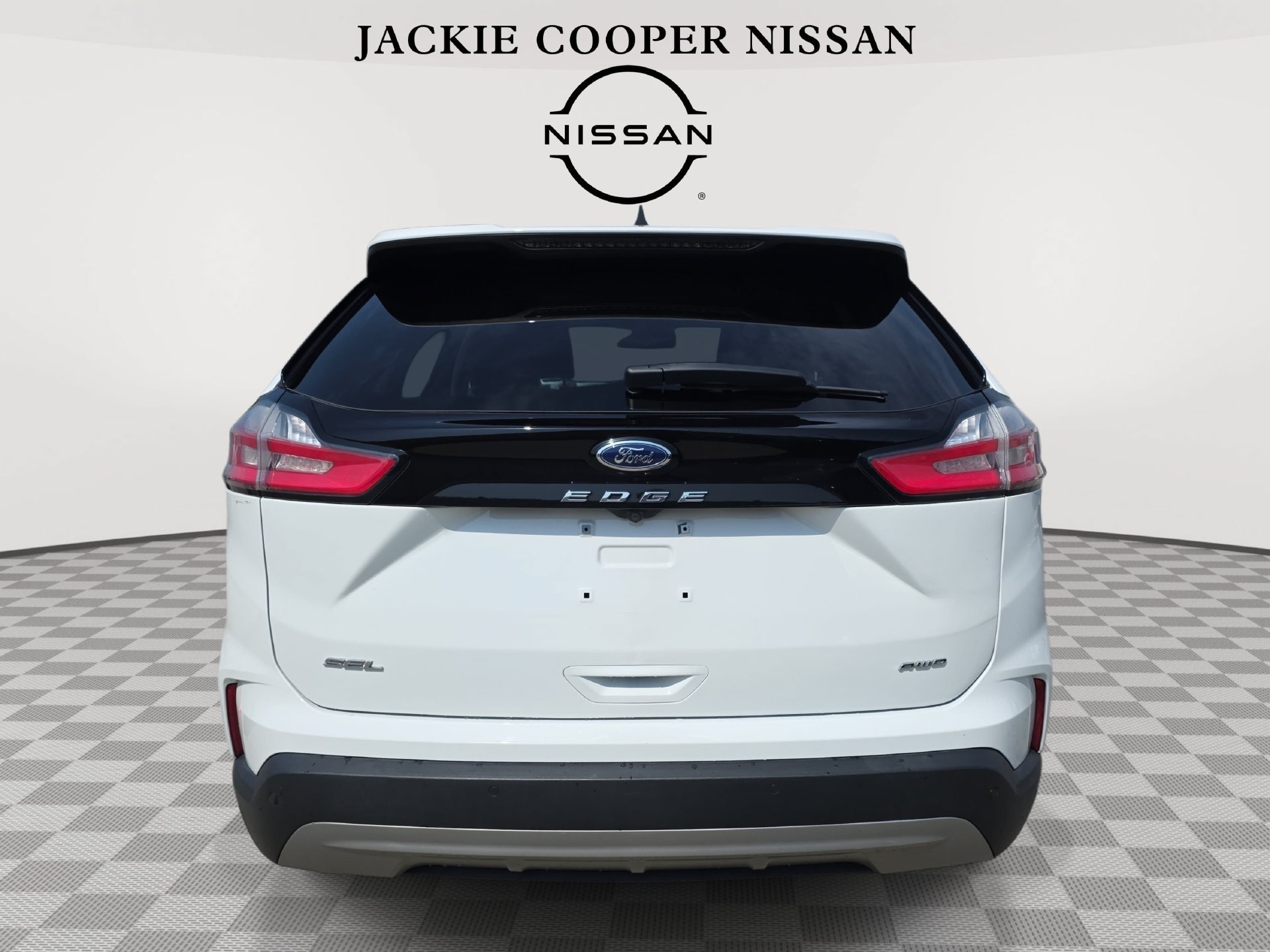 Used 2023 Ford Edge SEL AWD/4WD image 6