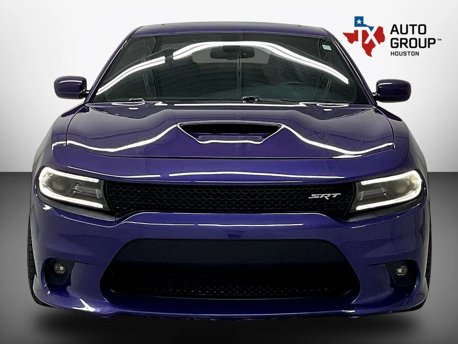 Used 2016 Dodge Charger SRT RWD image 6