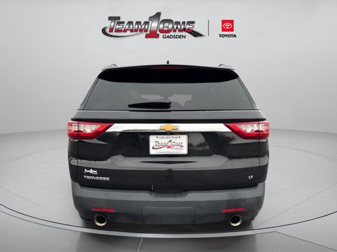 Used 2021 Chevrolet Traverse LT image 7