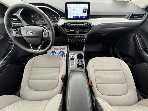 Certified 2022 Ford Escape SE w/ SE Sport Appearance Package image 16