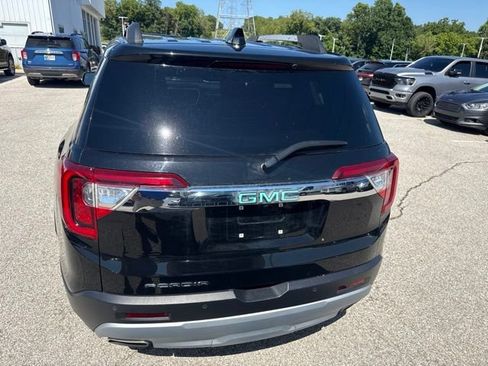 Used 2022 GMC Acadia SLE w/ Driver Convenience Package FWD image 4