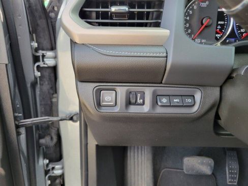 Used 2023 GMC Acadia Denali w/ Denali Ultimate Package image 22