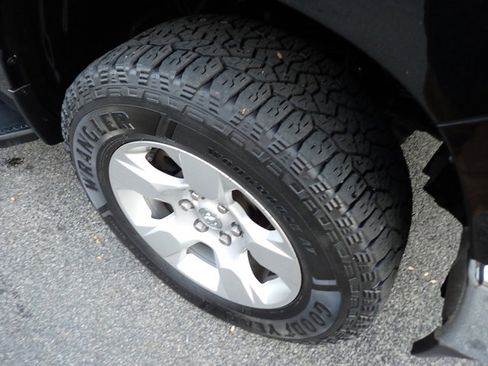 Used 2021 RAM 1500 Big Horn image 10