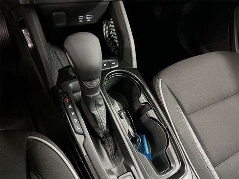 Used 2025 Chevrolet TrailBlazer LT image 17