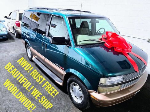 Used 2000 Chevrolet Astro Passenger AWD image 1