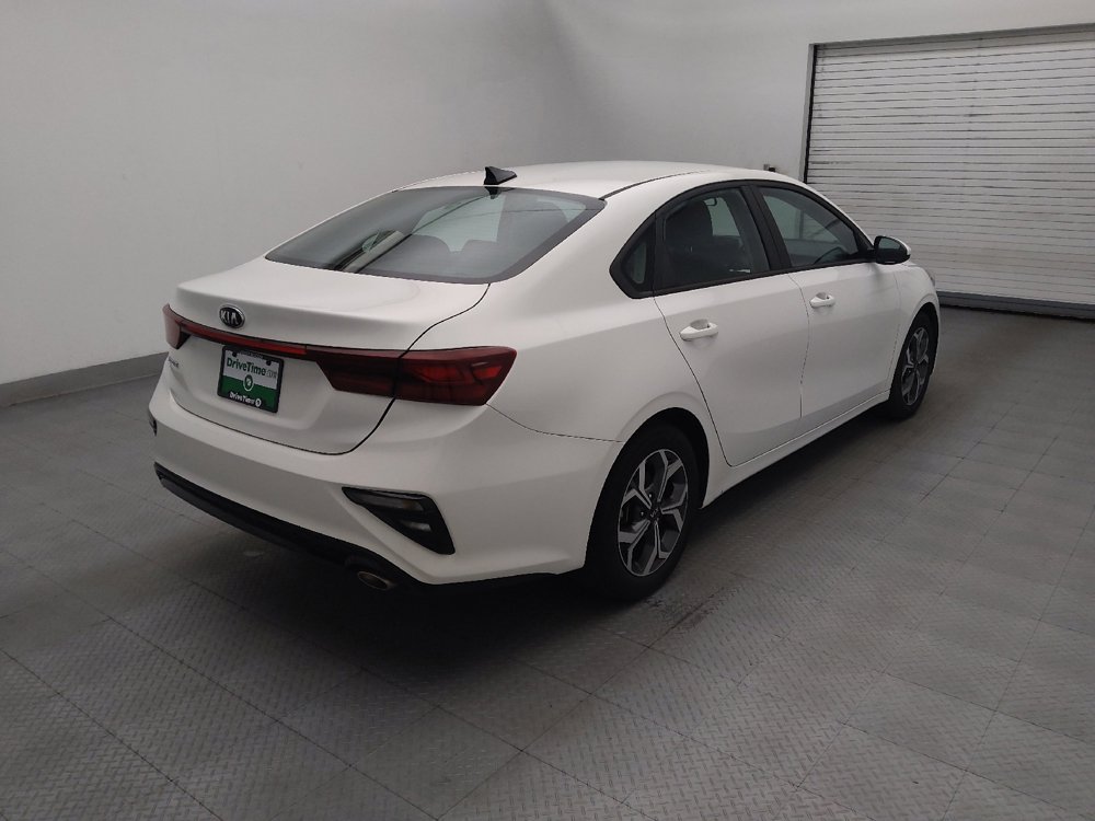 Used 2021 Kia Forte LXS FWD image 9