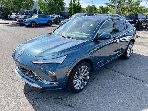 Certified 2026 Buick Envista Avenir FWD image 1