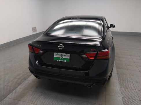 Used 2024 Nissan Altima 2.5 SR FWD image 7