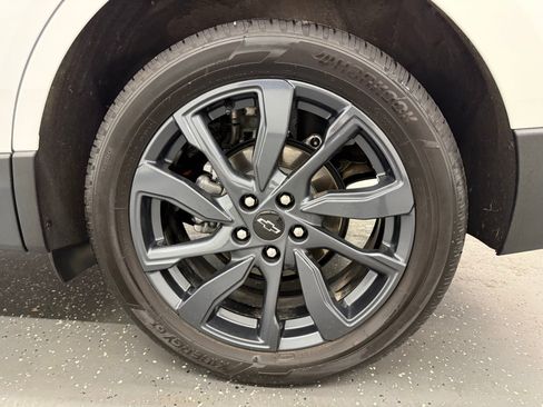 Used 2023 Chevrolet Equinox RS w/ LPO, Floor Liner Package image 19