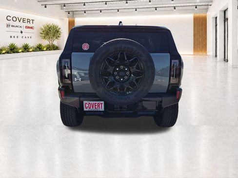 New 2026 GMC Hummer EV SUV AWD/4WD image 9