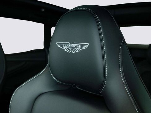 New 2026 Aston Martin DBX 707 image 17