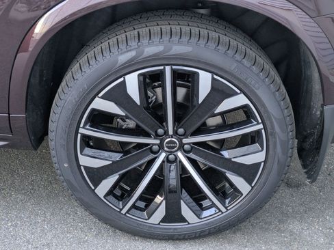 New 2026 Volvo XC90 B6 Ultra image 16