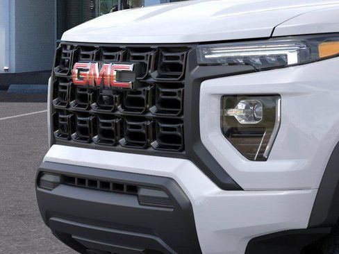 New 2026 GMC Canyon Elevation w/ Technology Package AWD/4WD image 13