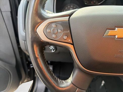 Used 2022 Chevrolet Colorado Z71 w/ Z71 Midnight Edition image 15