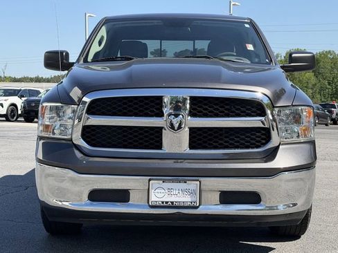 Used 2019 RAM 1500 Classic SLT RWD image 3