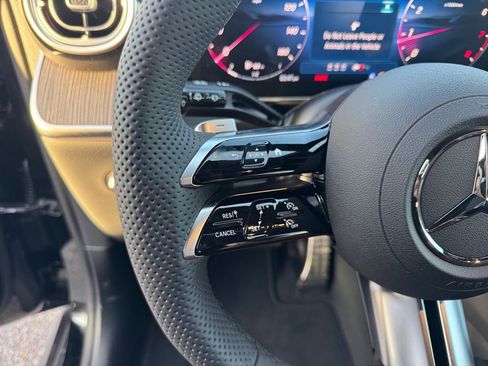 New 2026 Mercedes-Benz GLC 300 image 19