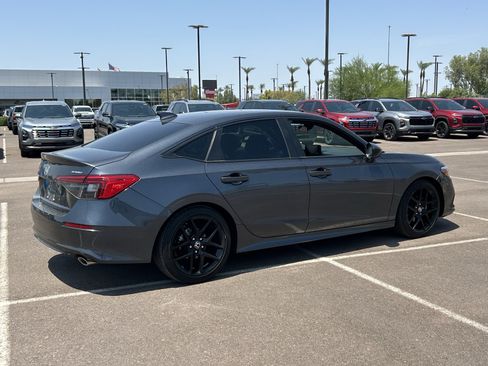 Used 2024 Honda Civic Sport image 5