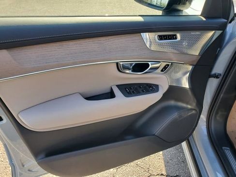 New 2026 Volvo XC90 T8 Ultra w/ Lounge Package AWD/4WD image 10