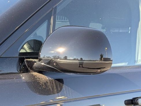 New 2026 Land Rover Range Rover Sport SE image 11