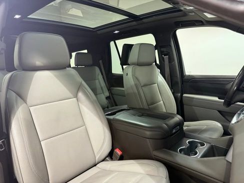 Used 2021 GMC Yukon SLT w/ SLT Premium Package image 33