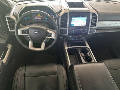 Used 2019 Ford F250 Lariat w/ Lariat Ultimate Package AWD/4WD image 17