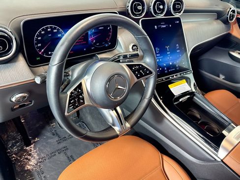 Certified 2023 Mercedes-Benz GLC 300 4MATIC image 9