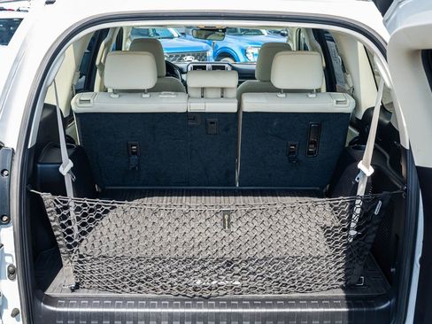 Used 2020 Lexus GX 460 Premium w/ Premium Package AWD/4WD image 19