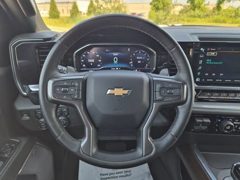 Used 2023 Chevrolet Silverado 1500 High Country w/ High Country Premium Package AWD/4WD image 19