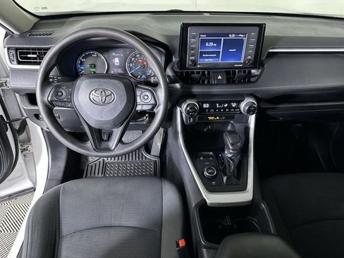 Used 2022 Toyota RAV4 LE AWD/4WD image 20