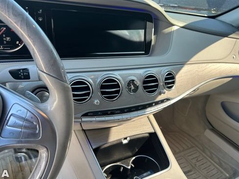 Used 2017 Mercedes-Benz S 550 Sedan w/ Premium Package image 6