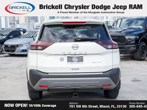 Used 2023 Nissan Rogue SV w/ SV Premium B Package image 6