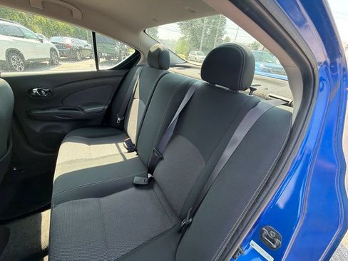 Used 2016 Nissan Versa SV w/ SV Appearance Package FWD image 14