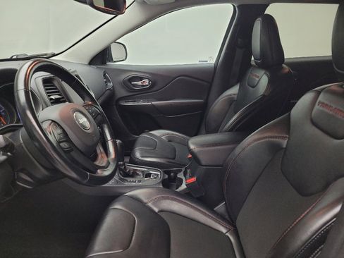 Used 2021 Jeep Cherokee Trailhawk w/ Sun, Sound & Nav Group AWD/4WD image 17