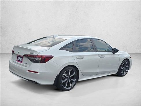Used 2025 Honda Civic Sport Touring image 5