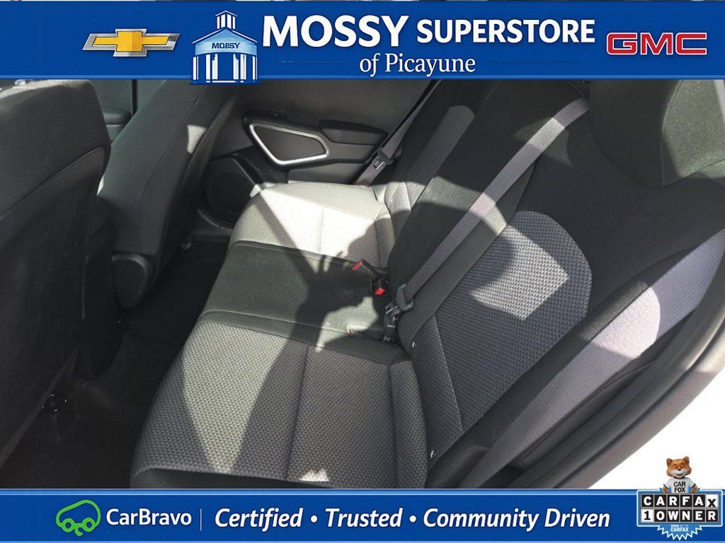 Used 2025 Kia Soul LX w/ LX Technology Package FWD image 17