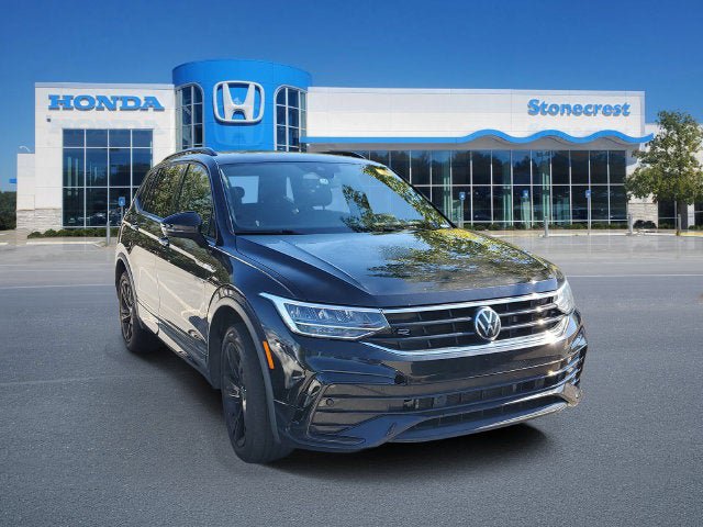 Used 2024 Volkswagen Tiguan SE R-Line AWD/4WD image 1