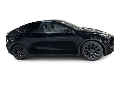 Certified 2022 Tesla Model Y Performance AWD/4WD image 7