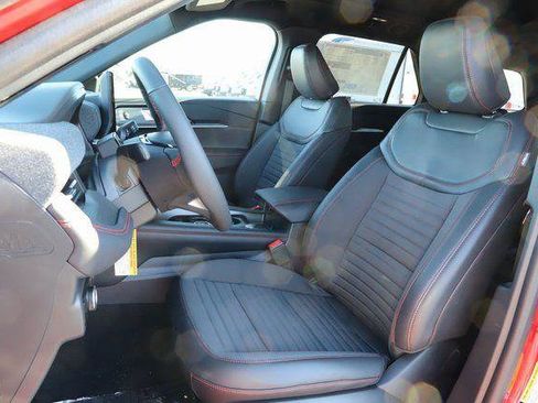 New 2026 Ford Explorer ST-Line w/ ST-Line Street Pack image 13