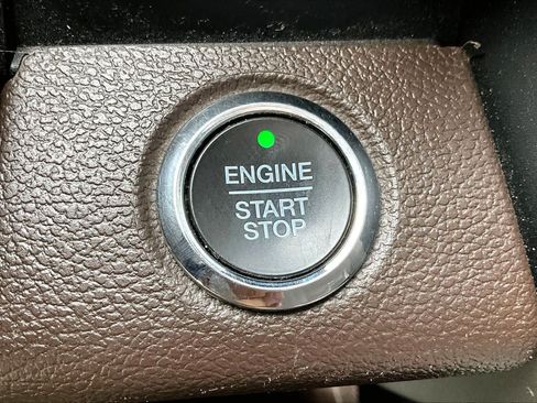 Used 2017 Ford F150 King Ranch w/ Equipment Group 601A Luxury AWD/4WD image 28