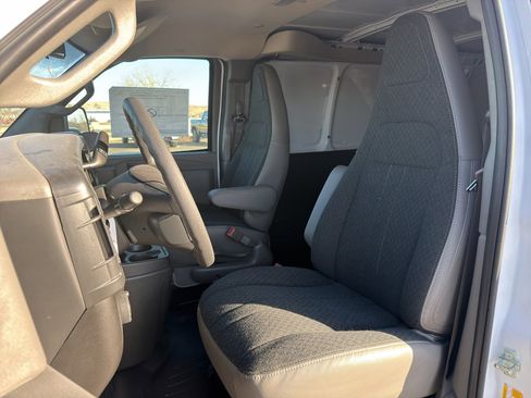 New 2025 GMC Savana 3500 Extended w/ Driver Convenience Package RWD image 14