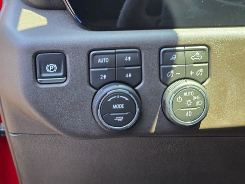 Used 2026 Chevrolet Silverado 1500 LTZ w/ Z71 Off-Road Package AWD/4WD image 31