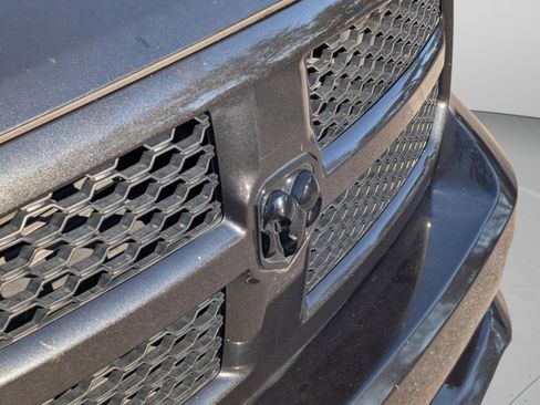 Used 2018 RAM 1500 Express w/ Express Value Package image 21