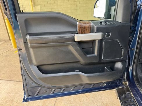 Used 2019 Ford F150 Lariat w/ Trailer Tow Package AWD/4WD image 14