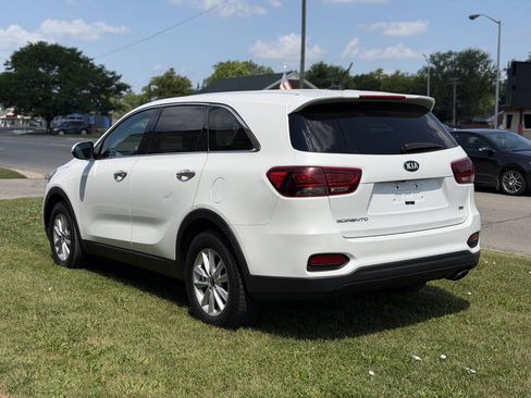 Used 2020 Kia Sorento LX FWD image 5