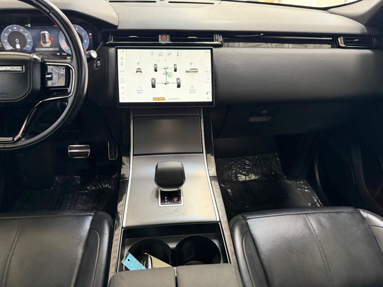Used 2025 Land Rover Range Rover Velar Dynamic SE AWD/4WD image 36